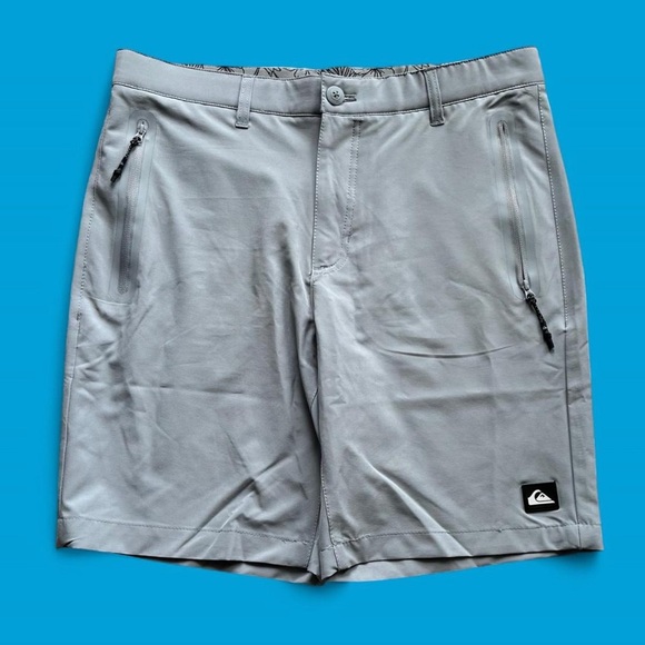 Quiksilver Light Gray Lightweight Performance Shorts Surfstyle Men’s 32x9 - Picture 1 of 8